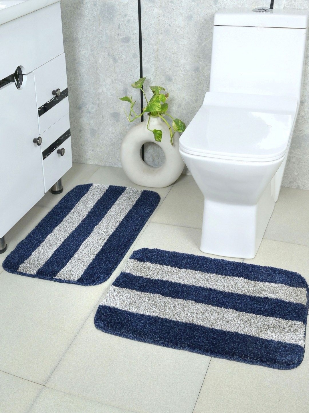 

Saral Home Blue & Grey 2 Pieces Microfiber Anti Slip Bath Rug