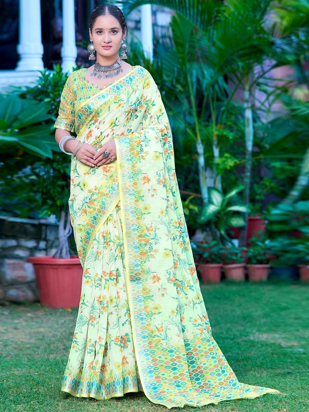 

Sarvada Floral Pure Cotton Saree, Green