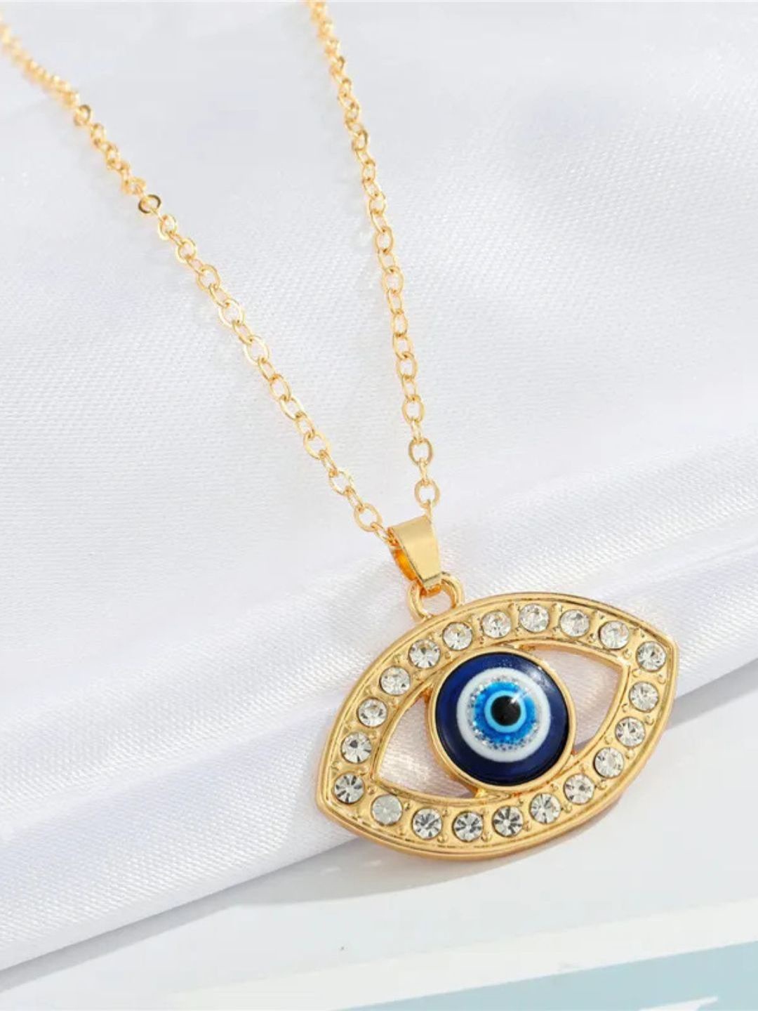 

DressBerry Gold-Plated Cubic Zircon Studded Eye Shaped Pendant With Chain