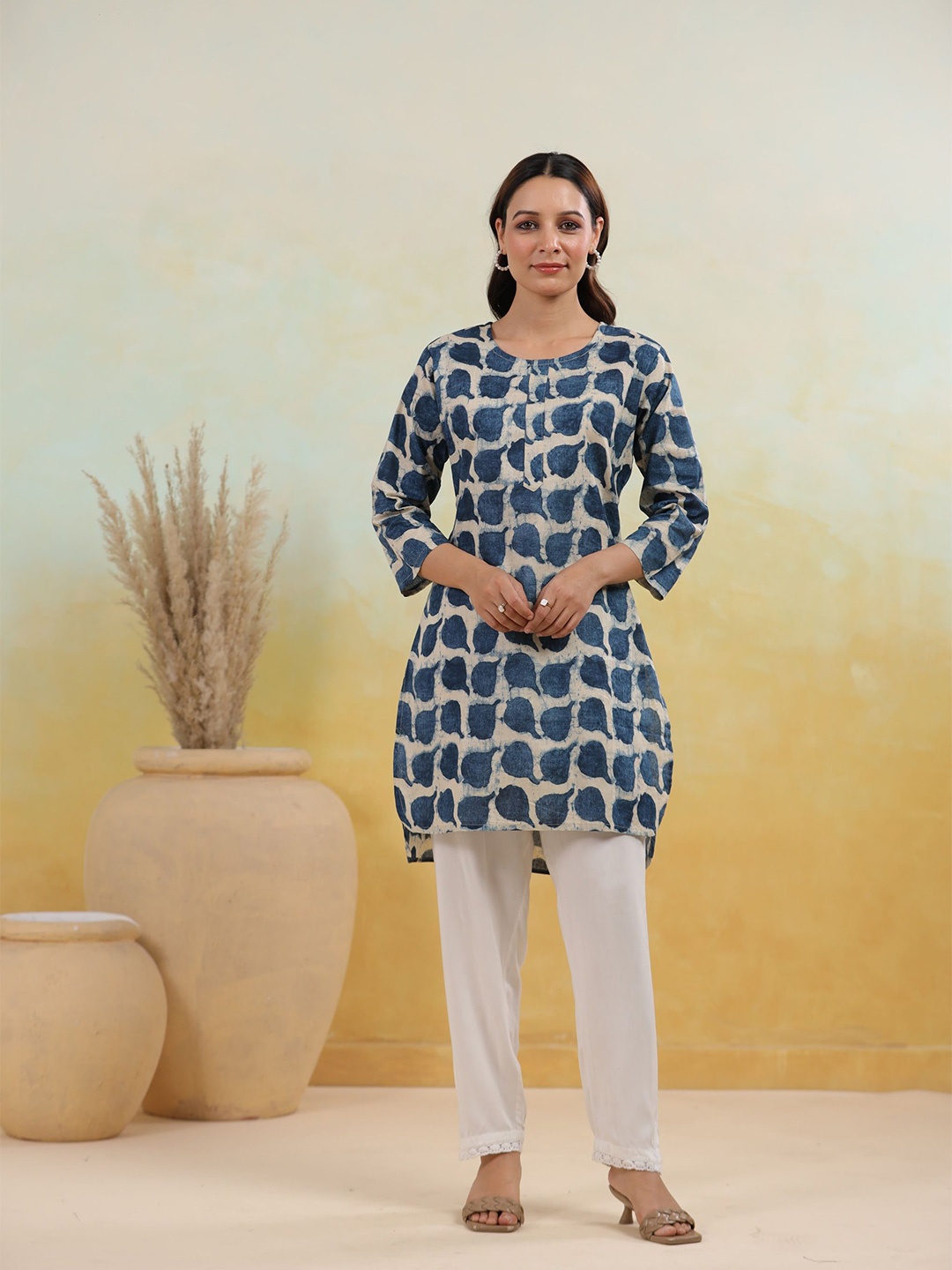 

KALINI Women Ethnic Motifs Print Cotton A-Line Top, Blue