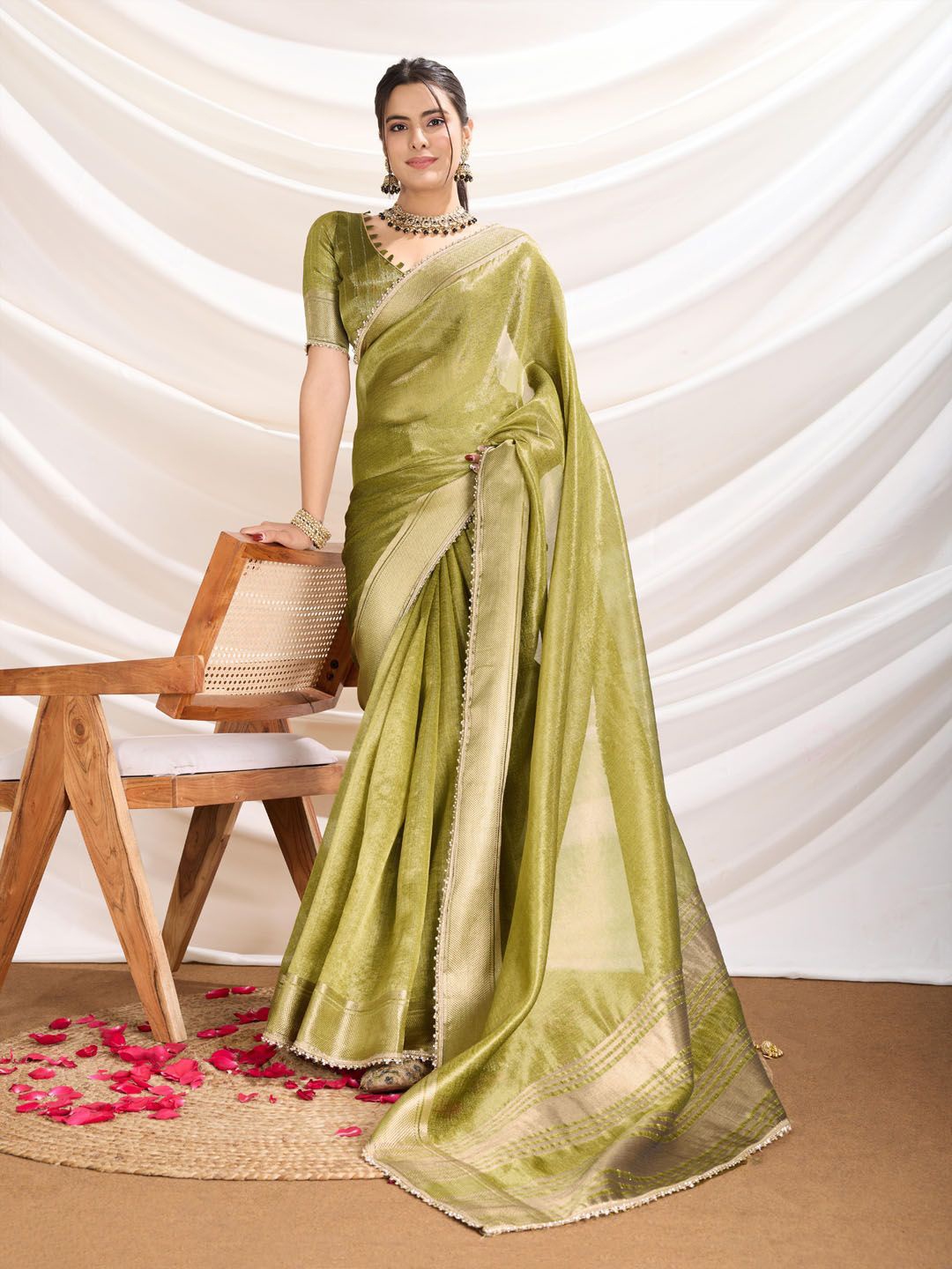 

Meena Bazaar Woven Design Zari Saree, Green