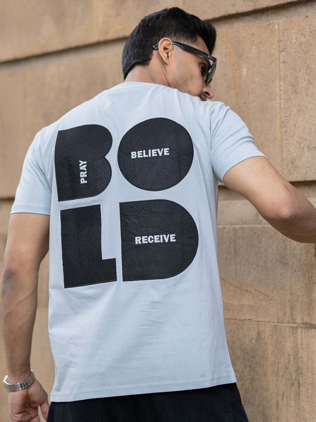 

Powerlook Men Typography Printed Round Neck T-shirt, Grey