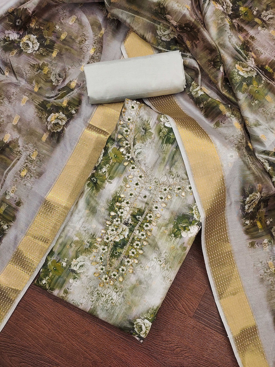 

SHADOW & SAINING Floral Printed Beads and Stones Unstitched Dress Material, White