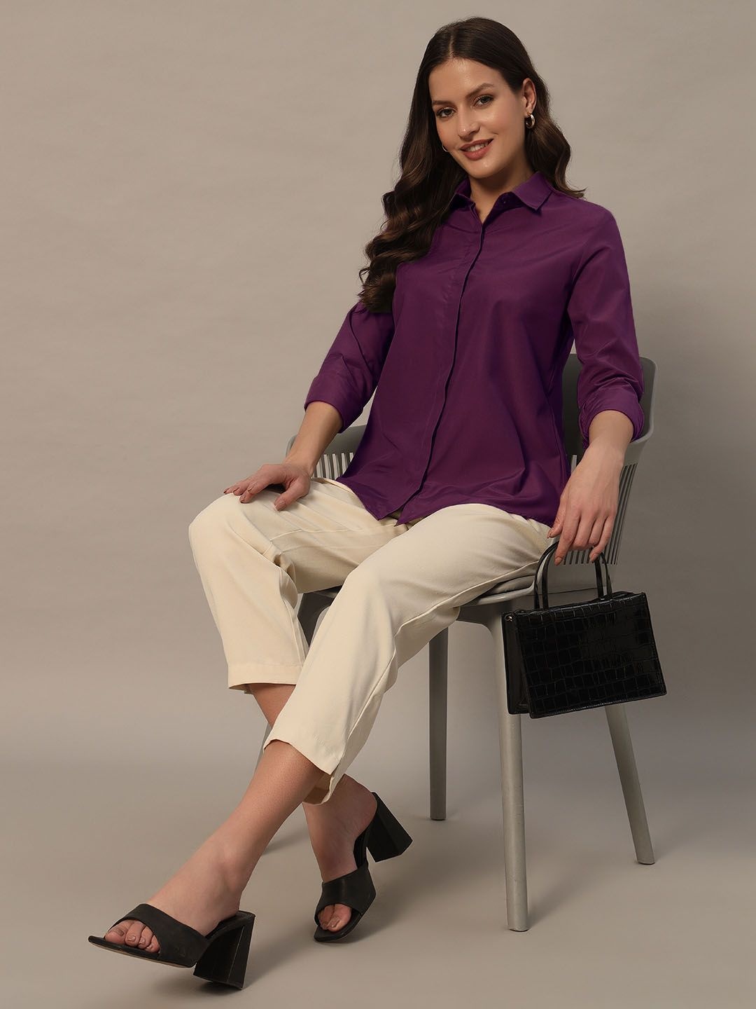 

Metronaut Women Spread Collar Solid Slim Fit Casual Shirts, Burgundy