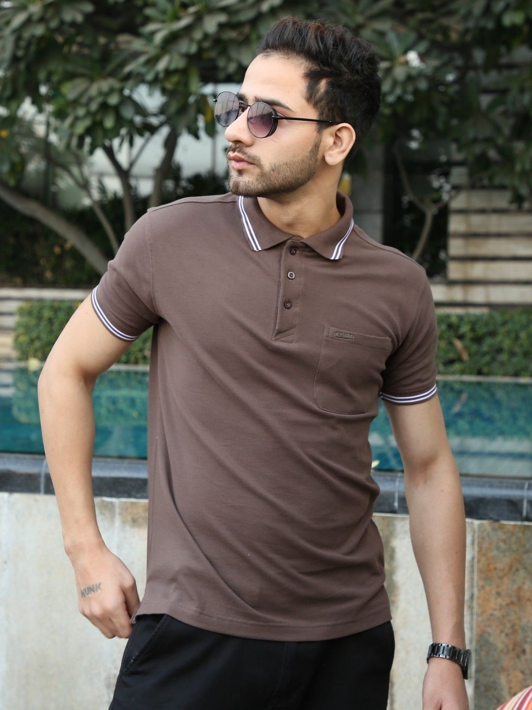 

EAZY Men Solid Polo Collar Cotton T-shirt, Brown