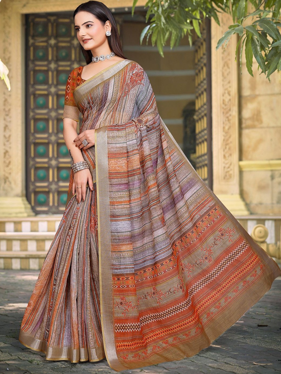 

Sarvada Floral Printed Pure Cotton Saree, Orange