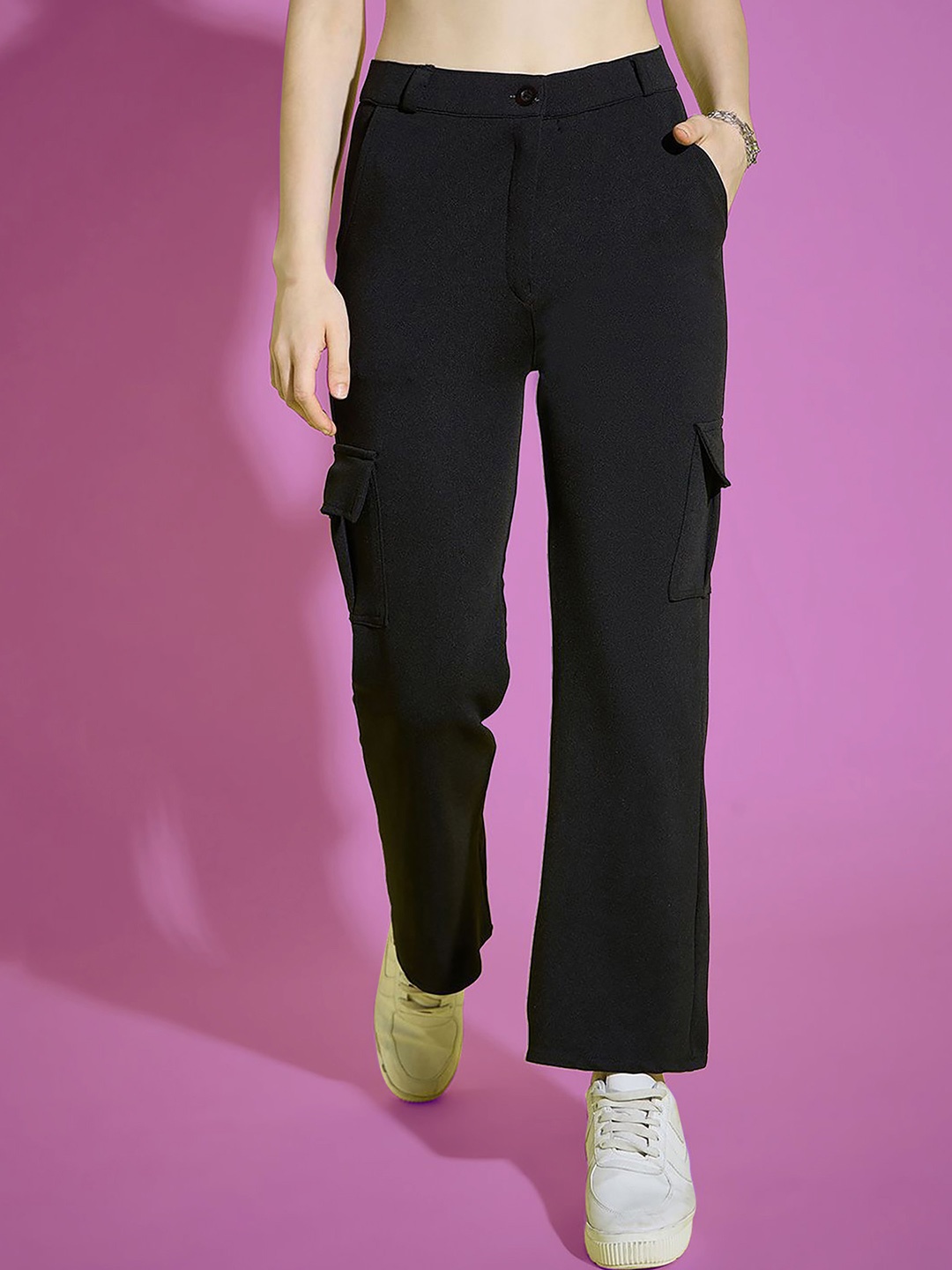 

Dream Beauty Fashion Women Loose Fit High-Rise Cargos Trouser, Black
