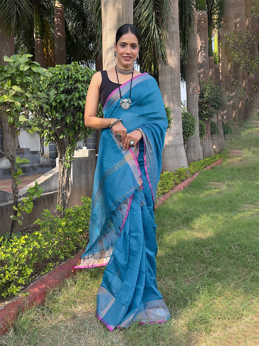 

Anouk Woven Zari Cotton Saree With Unstitched Blouse Piece, Blue