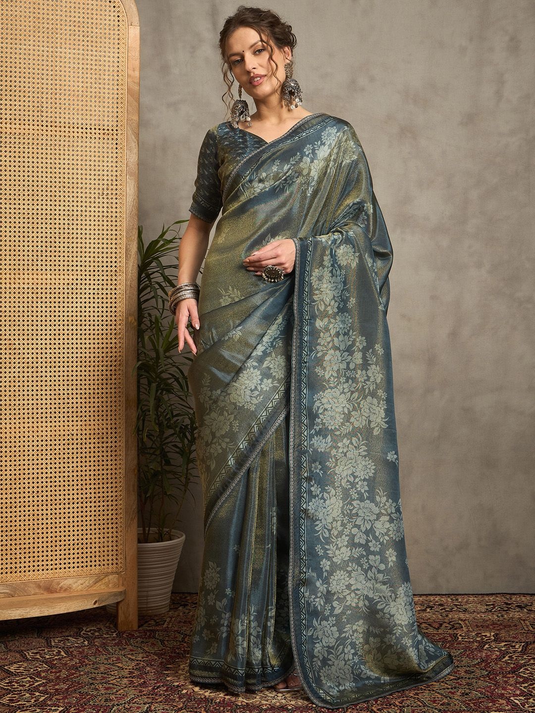 

Anouk Floral Printed Tissue Saree, Grey