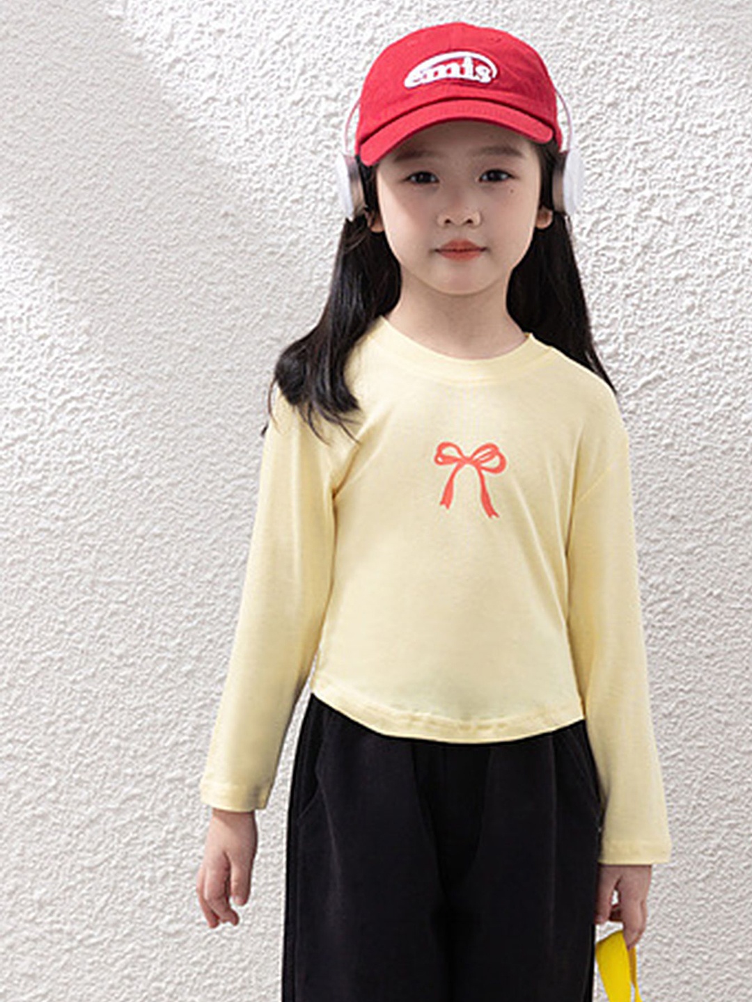 

LULU & SKY Girls Graphic Printed Round Neck Relaxed Fit T-shirt, Yellow