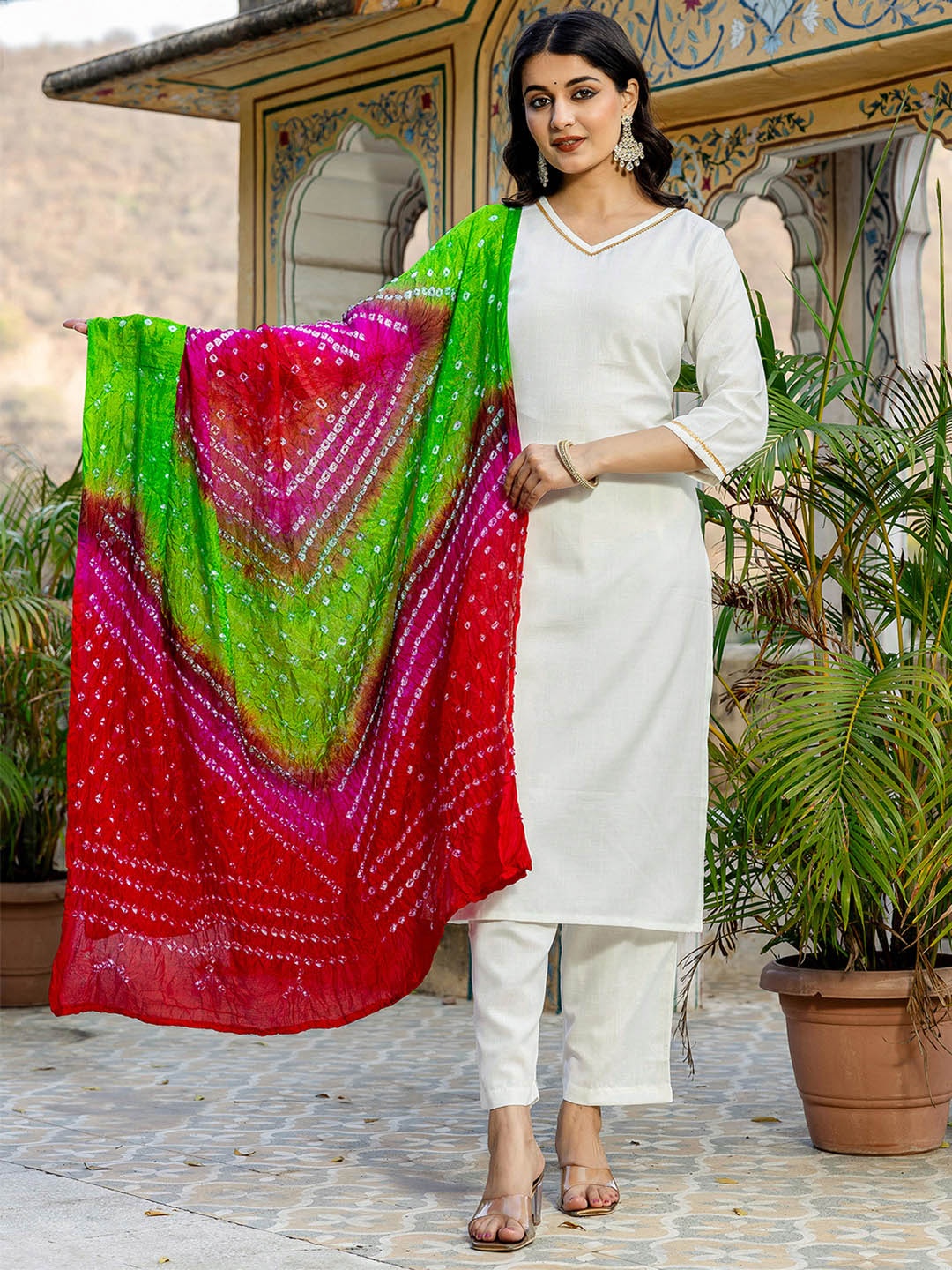 

SKYLEE Gotta Patti V-Neck Straight Kurta With Trousers And Dupatta, White