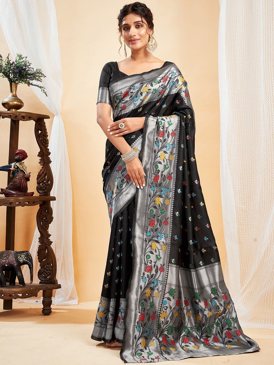 

KALINI Woven Design Zari Banarasi Saree, Black