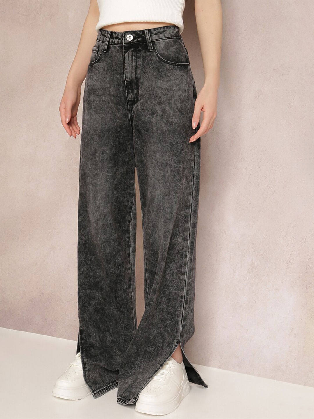 

StyleCast Women Wide Leg High-Rise Light Fade Jeans, Black