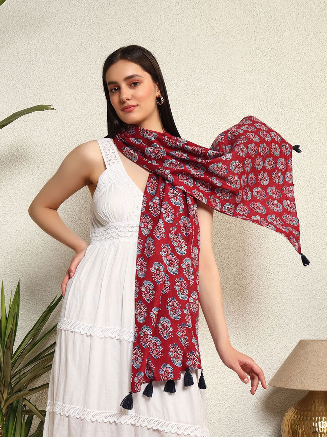 

HANDICRAFT PALACE Women Printed Scarf, Maroon