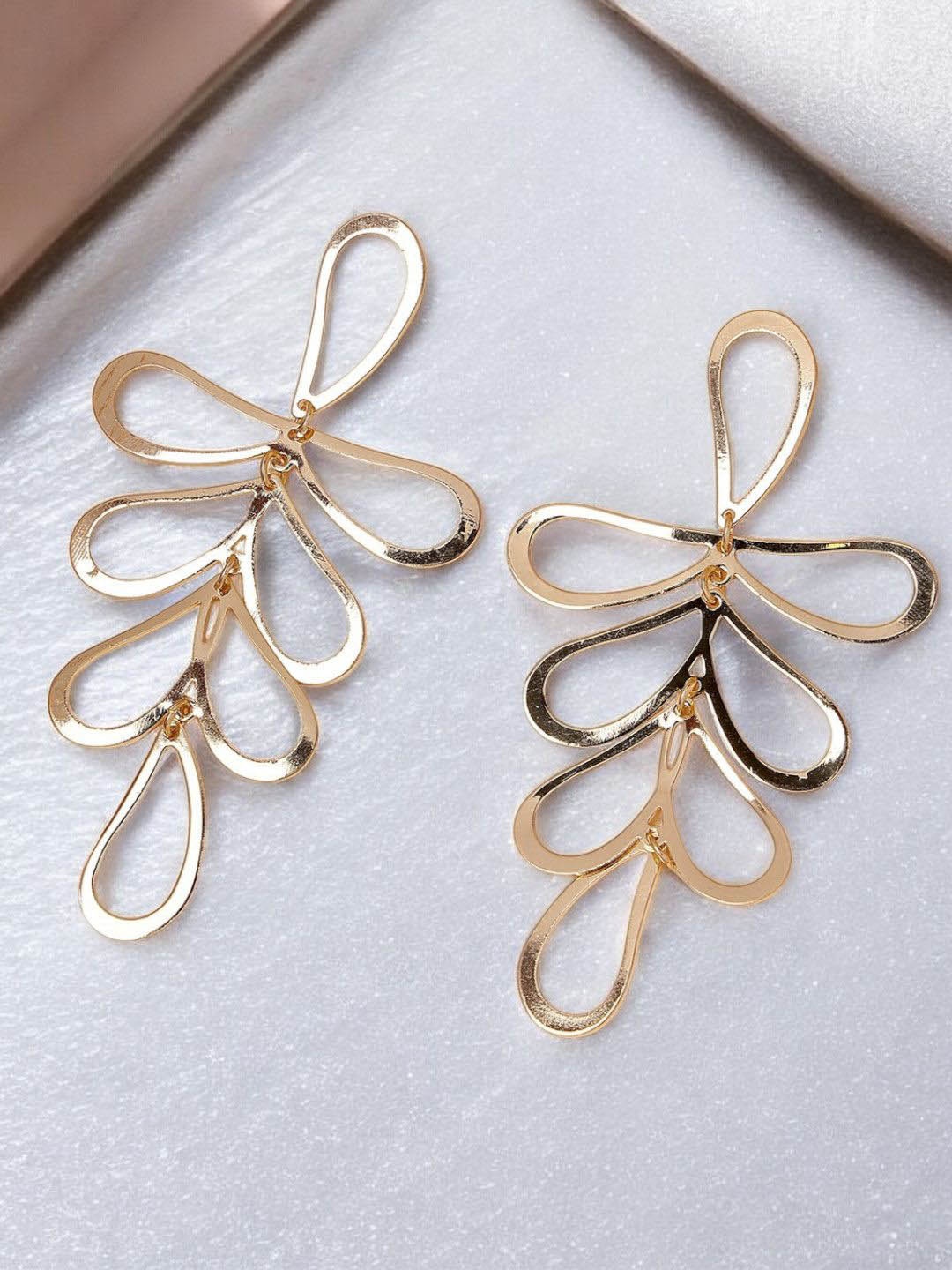 

fabula Leaf Shaped Drop Earrings, Gold