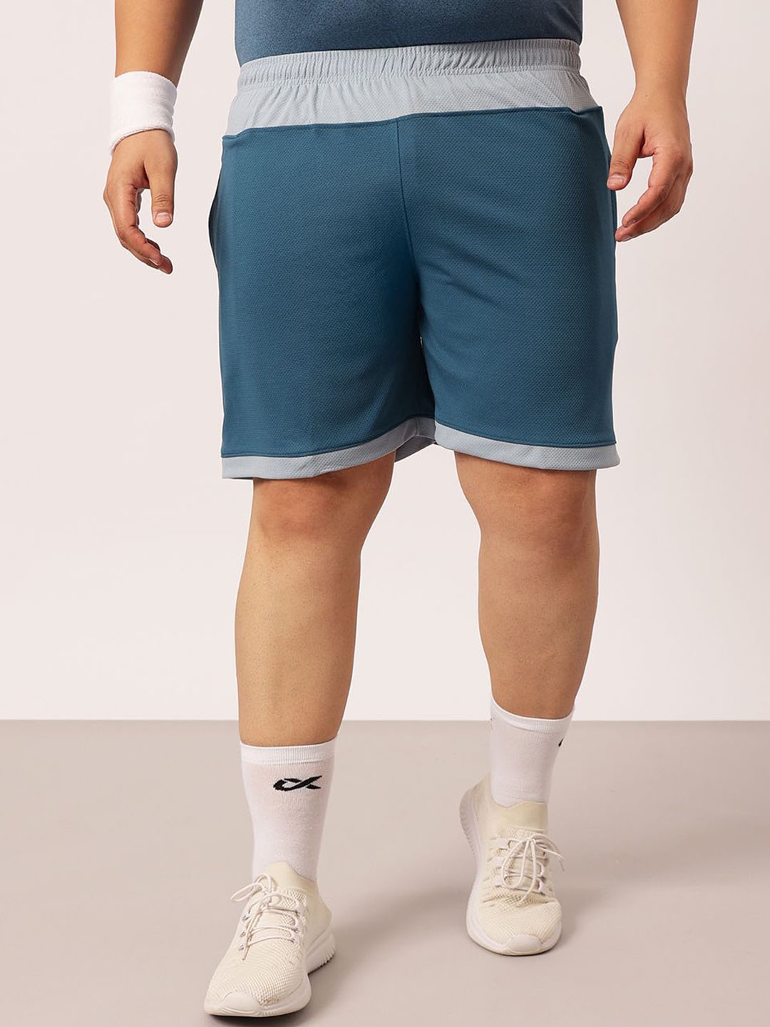 

Toodle Plus Men Mid-Rise Outdoor Shorts, Blue