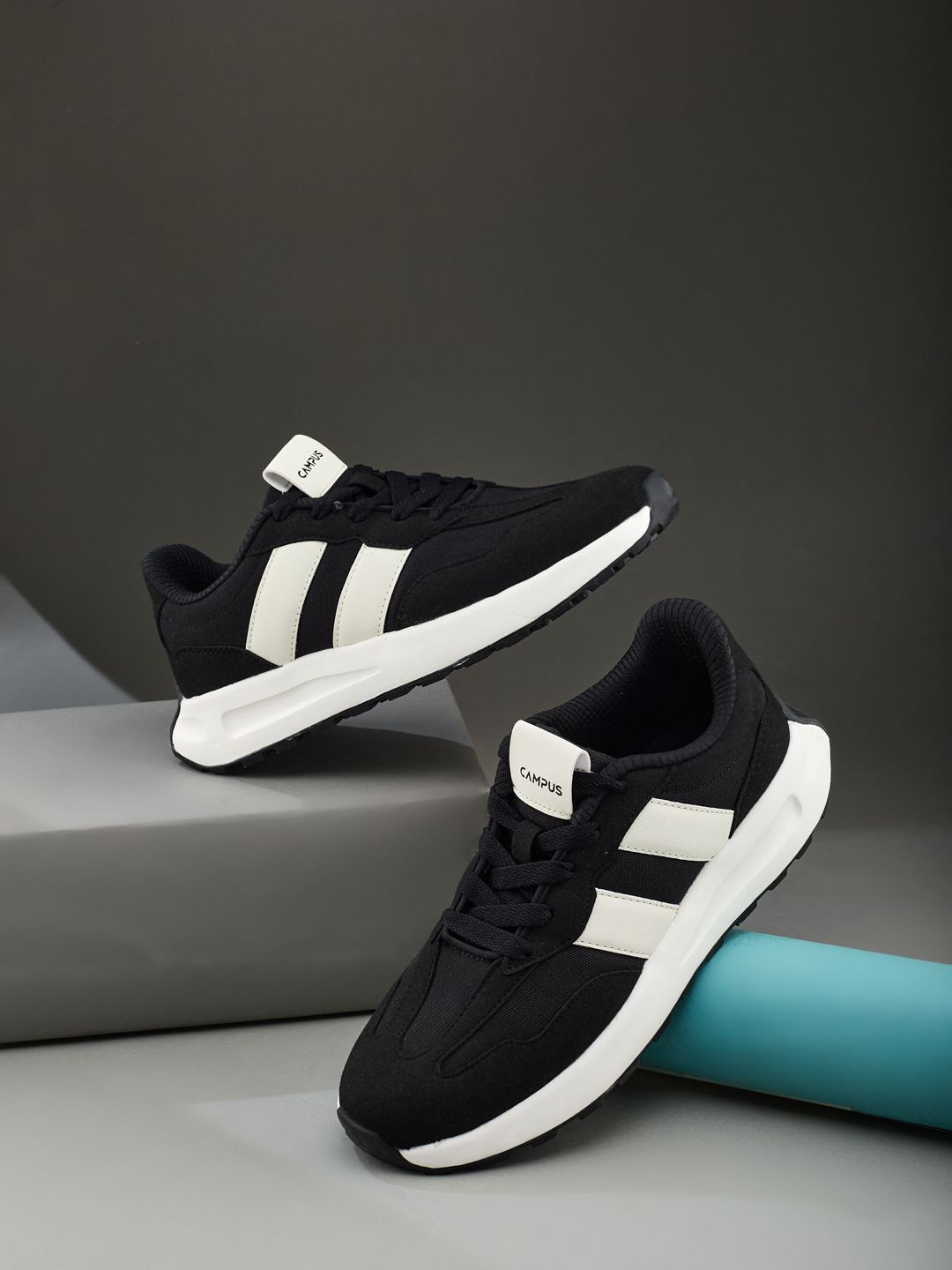 

Campus Women Colourblocked Round Toe PU Sneakers, Black