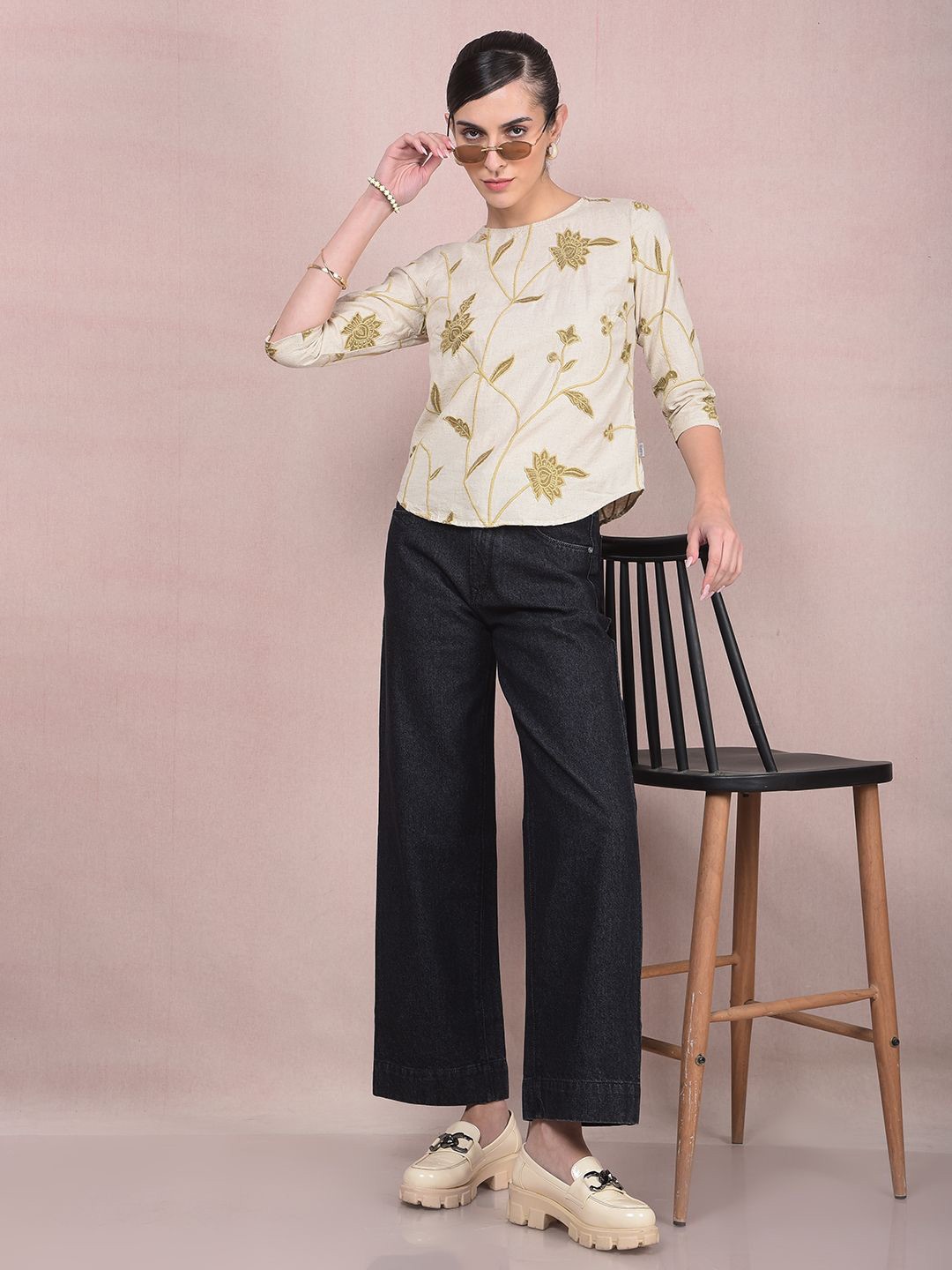 

Crimsoune Club Floral Embroidered Top, Olive