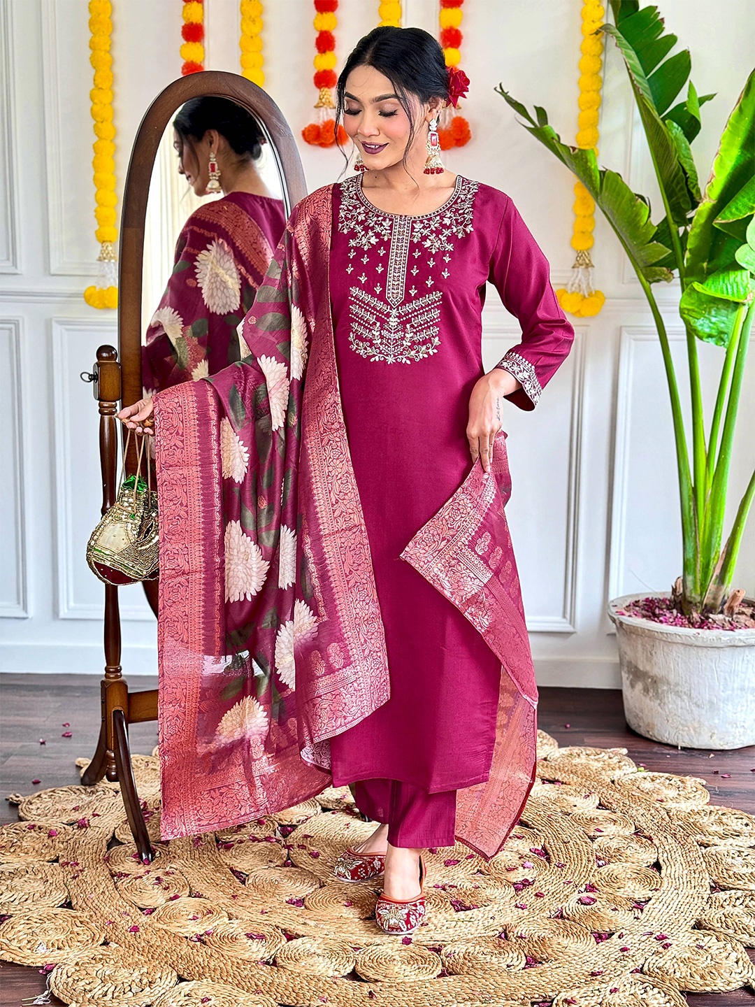 

Growdamy Floral Yoke Design V Neck Chanderi Silk Kurta With Trousers & Dupatta, Maroon