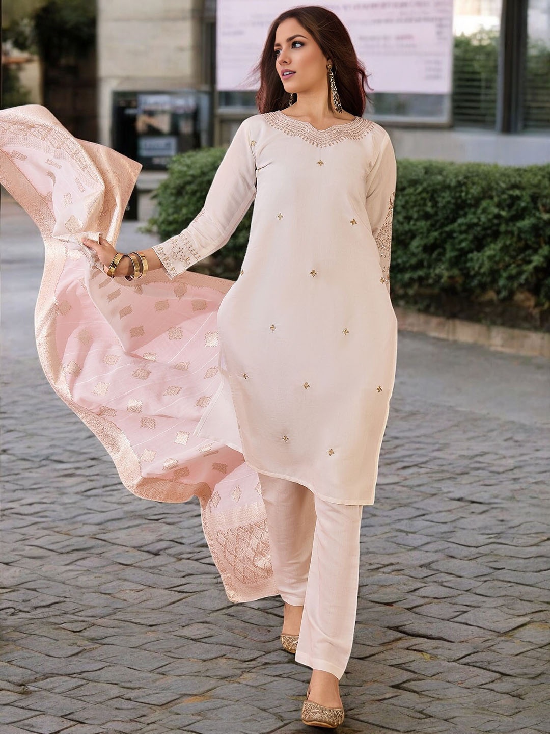 

KIMISHA Floral Sequinned Notch Neck Straight Kurta With Trousers And Dupatta, Pink