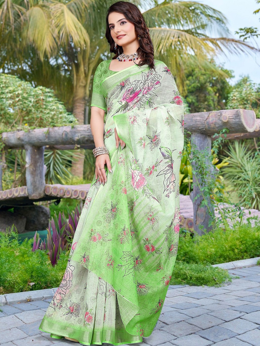 

Mitera Floral Zari Pure Cotton Saree, Green