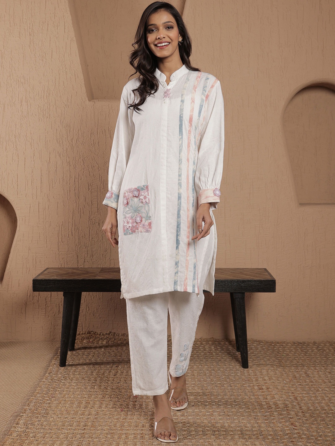 

SRIHA Floral Printed Mandarin Collar Pure Cotton Tunic With Trousers, White