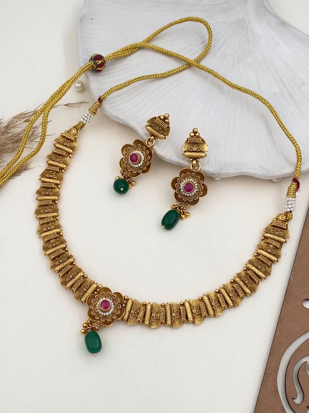 

Rare Bello Gold-Plated Kundan-Studded & Beaded Jewellery Set