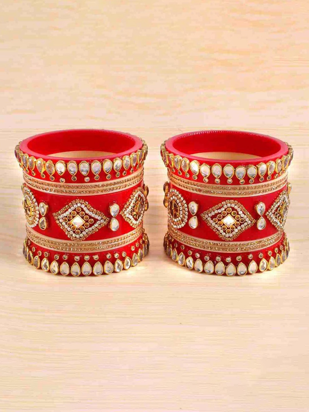 

Zindura Set Of 2 Gold-Plated Crystals Stone-Studded Bangles