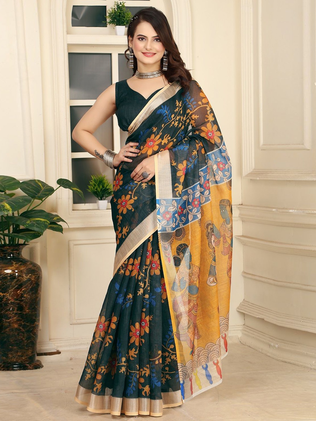 

Sarvada Floral Printed Pure Cotton Saree, Black