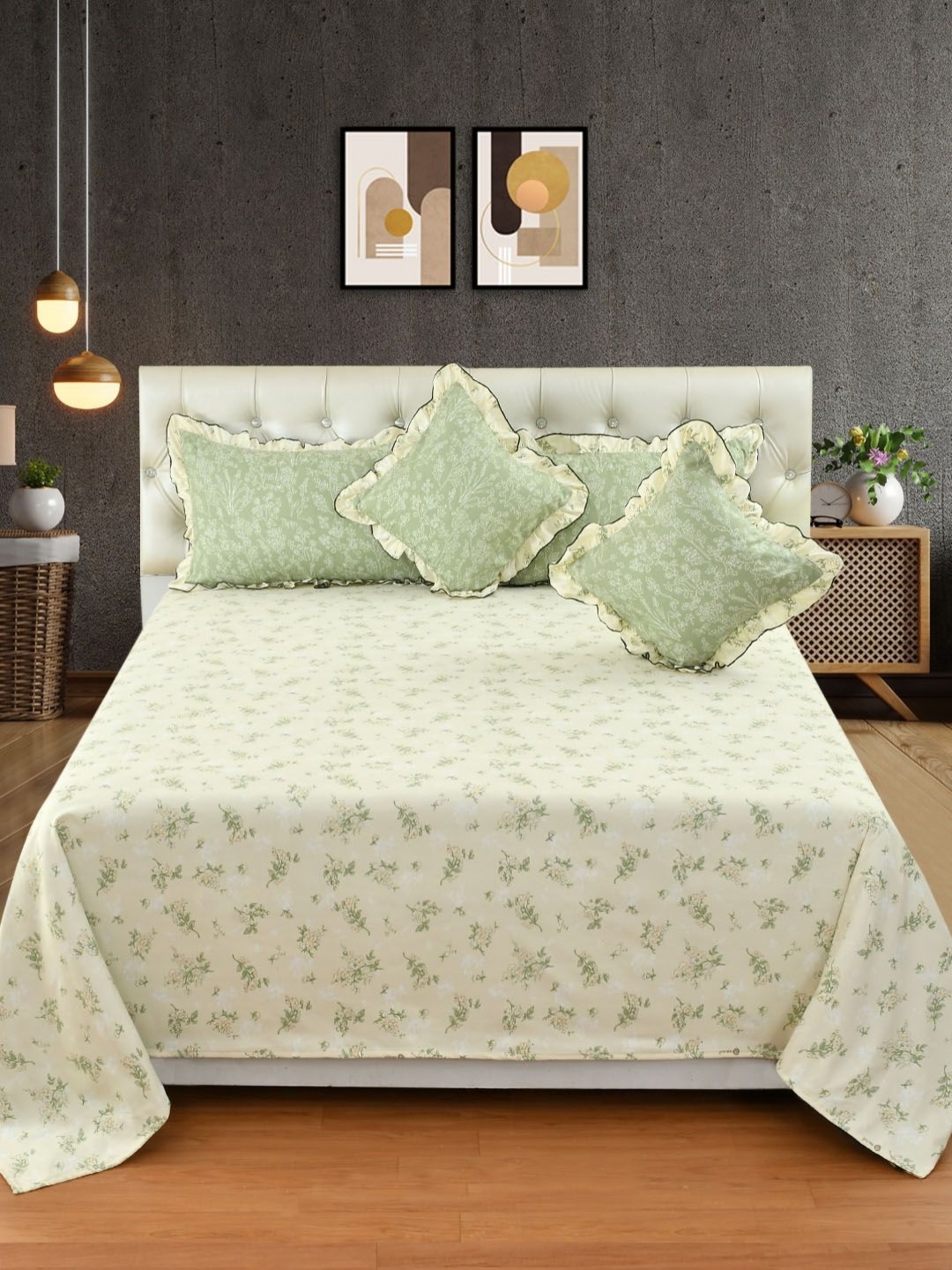 

BREVARD Cream-Coloured Floral Polycotton 5 Piece Double King Superfine Bedding Set