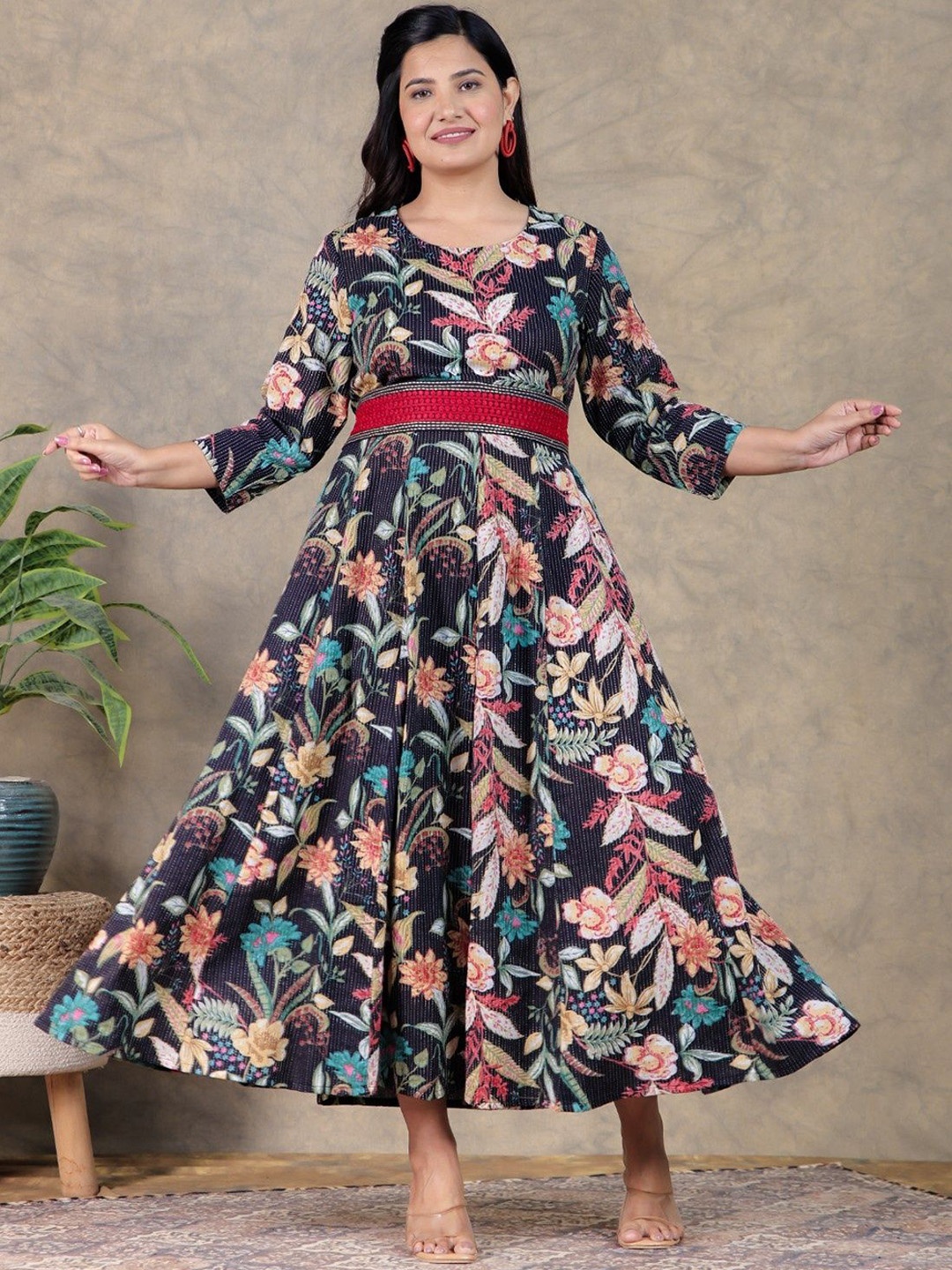 

Aramya Floral Printed Pleated Thread Work Pure Cotton A-Line Ethnic Dress With Belt, Black