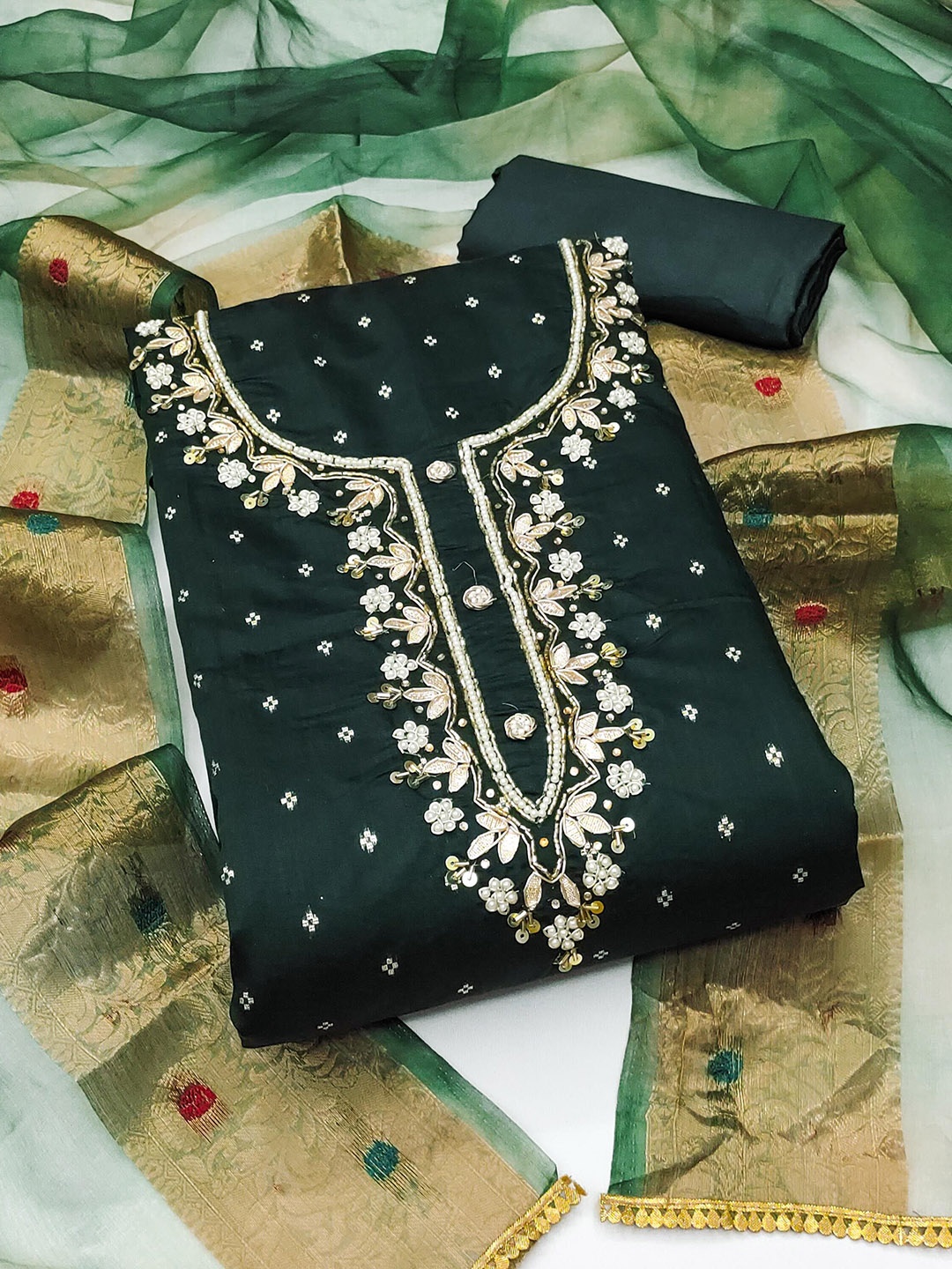 

SHADOW & SAINING Floral Woven Design Beads and Stones Unstitched Dress Material, Green