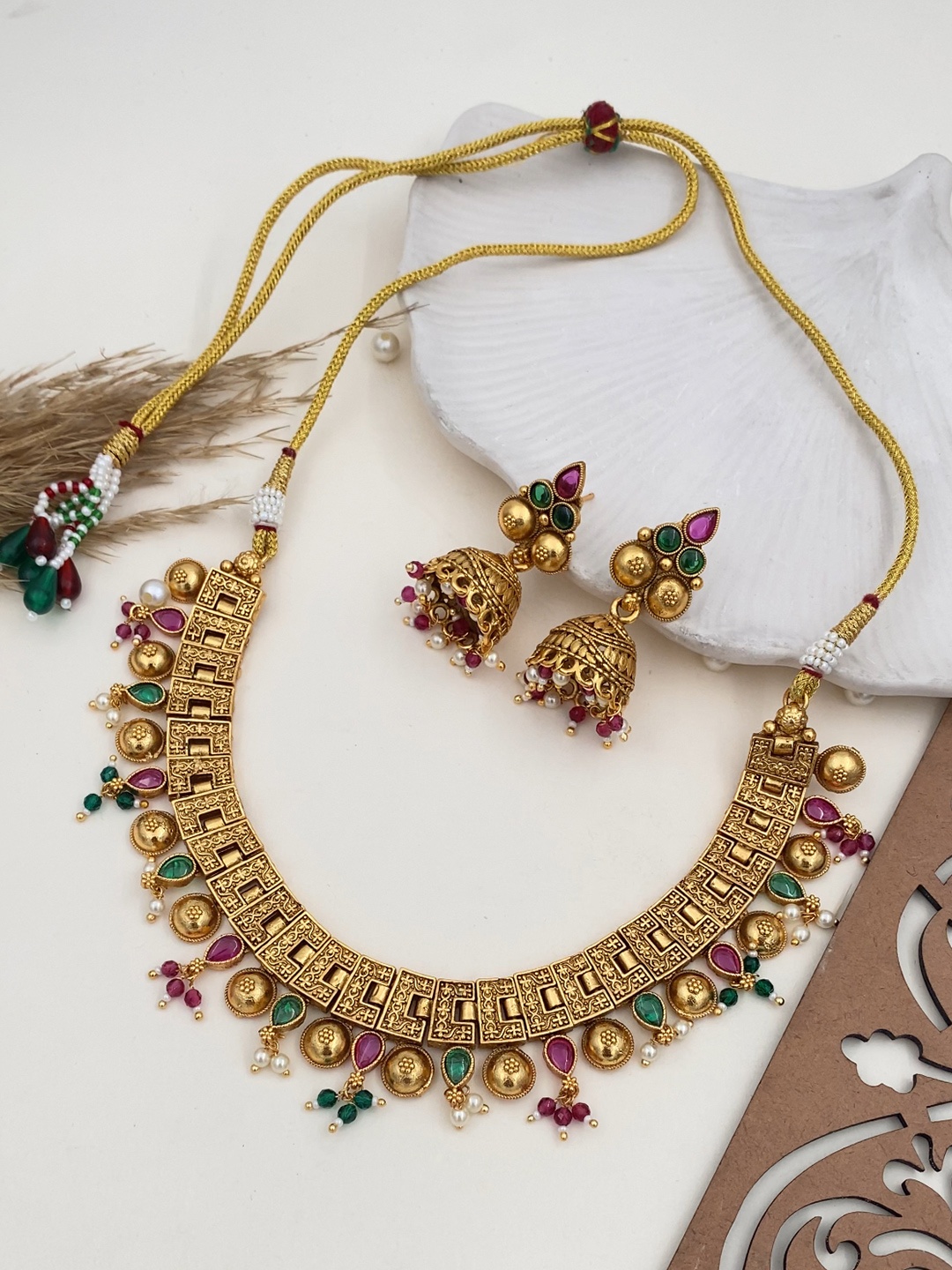 

Rare Bello Gold-Plated Kundan-Studded & Beaded Jewellery Set