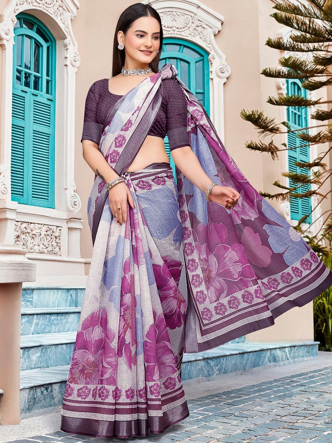

Sarvada Floral Printed Woven Design Cotton Saree With Unstitched Blouse Piece, Purple