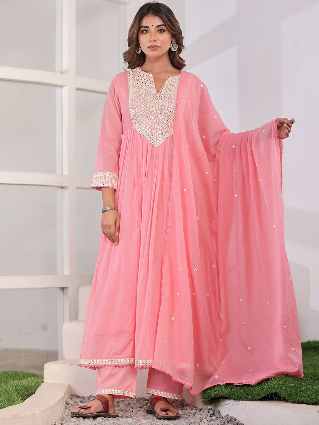 

CHETI Geometric Yoke Design Pleated Mirror Work Anarkali Kurta With Trousers & Dupatta, Pink