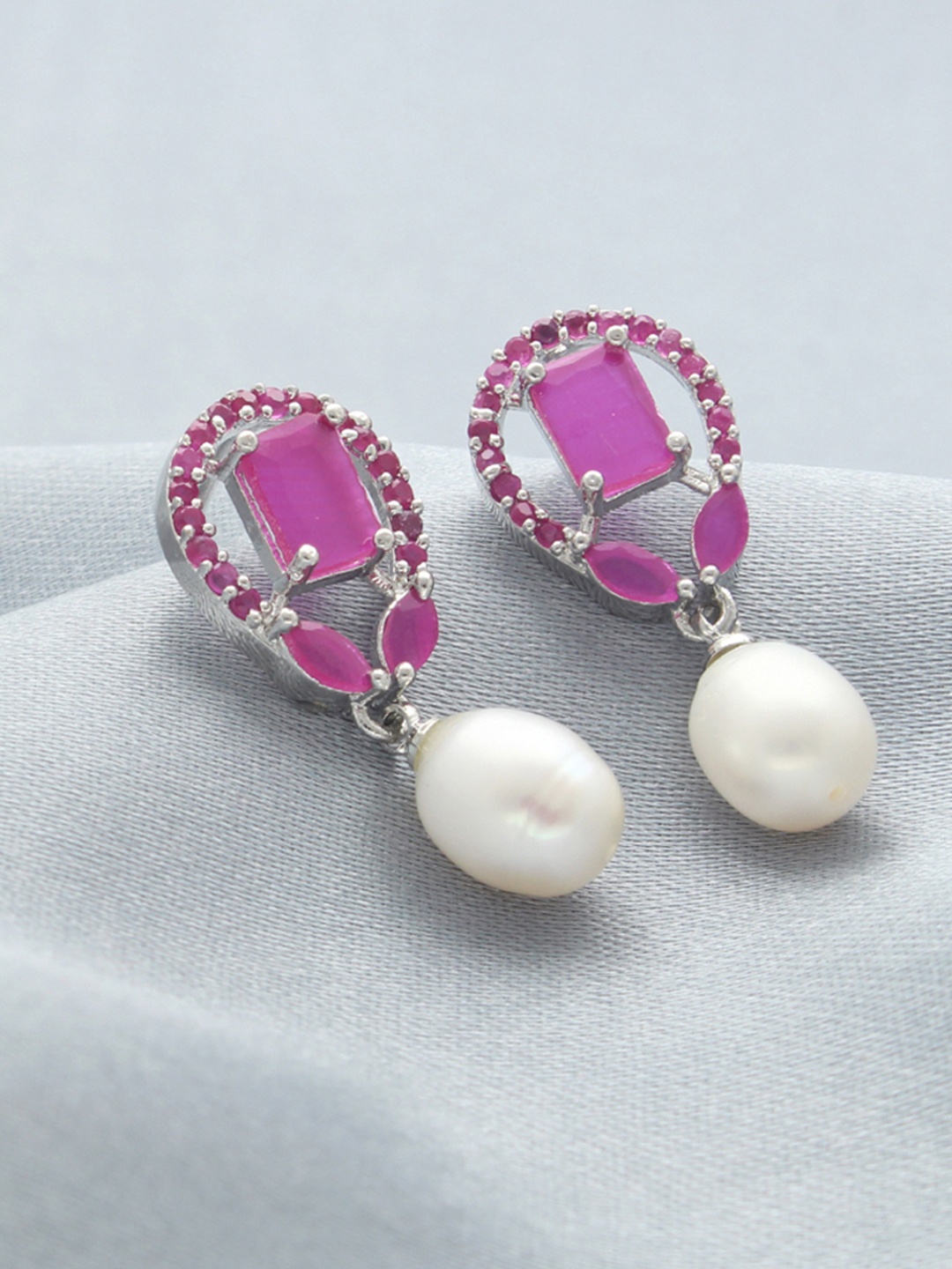 

Sri Jagdamba Pearls Dealer Jaanvi Silver Plated Pearl Studded Contemporary Studs, White