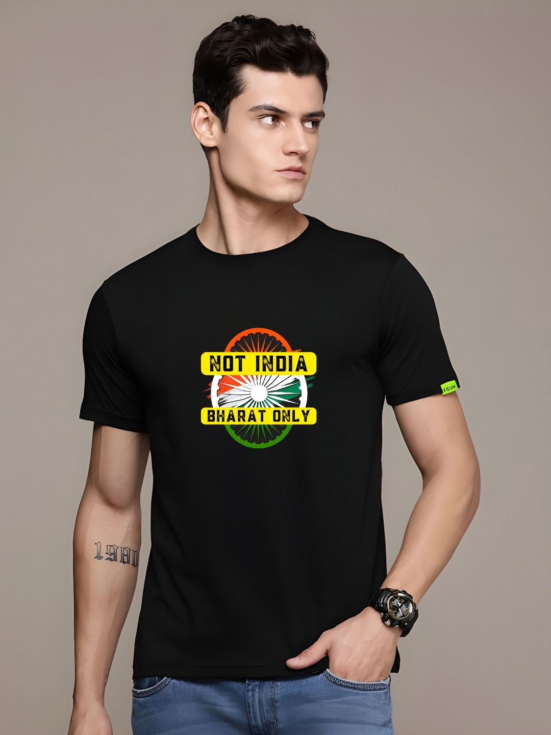 

THE BEETEL HOUSE Men T-shirt, Black