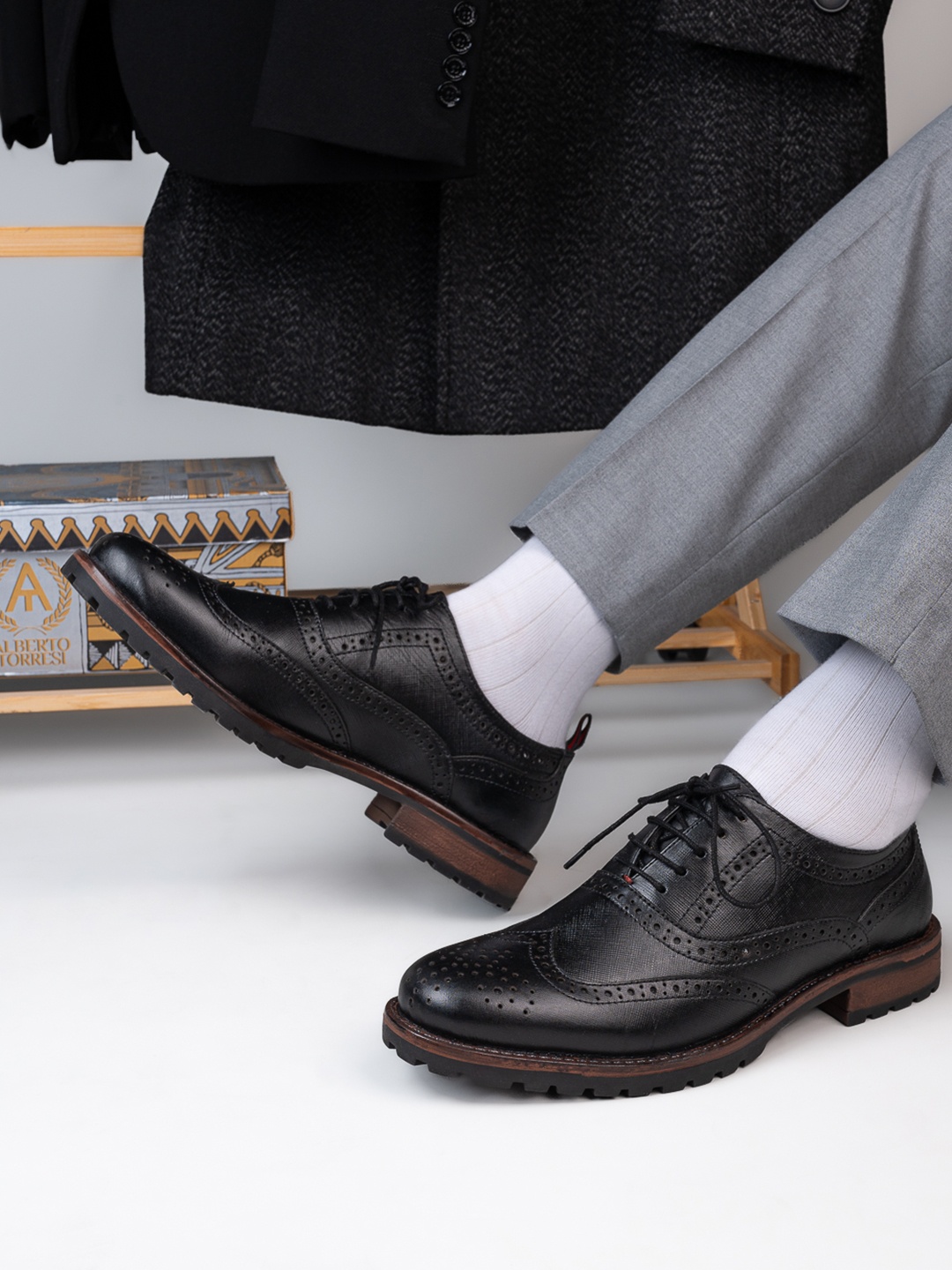 

Alberto Torresi Men Textured Genuine Leather Brogues, Black