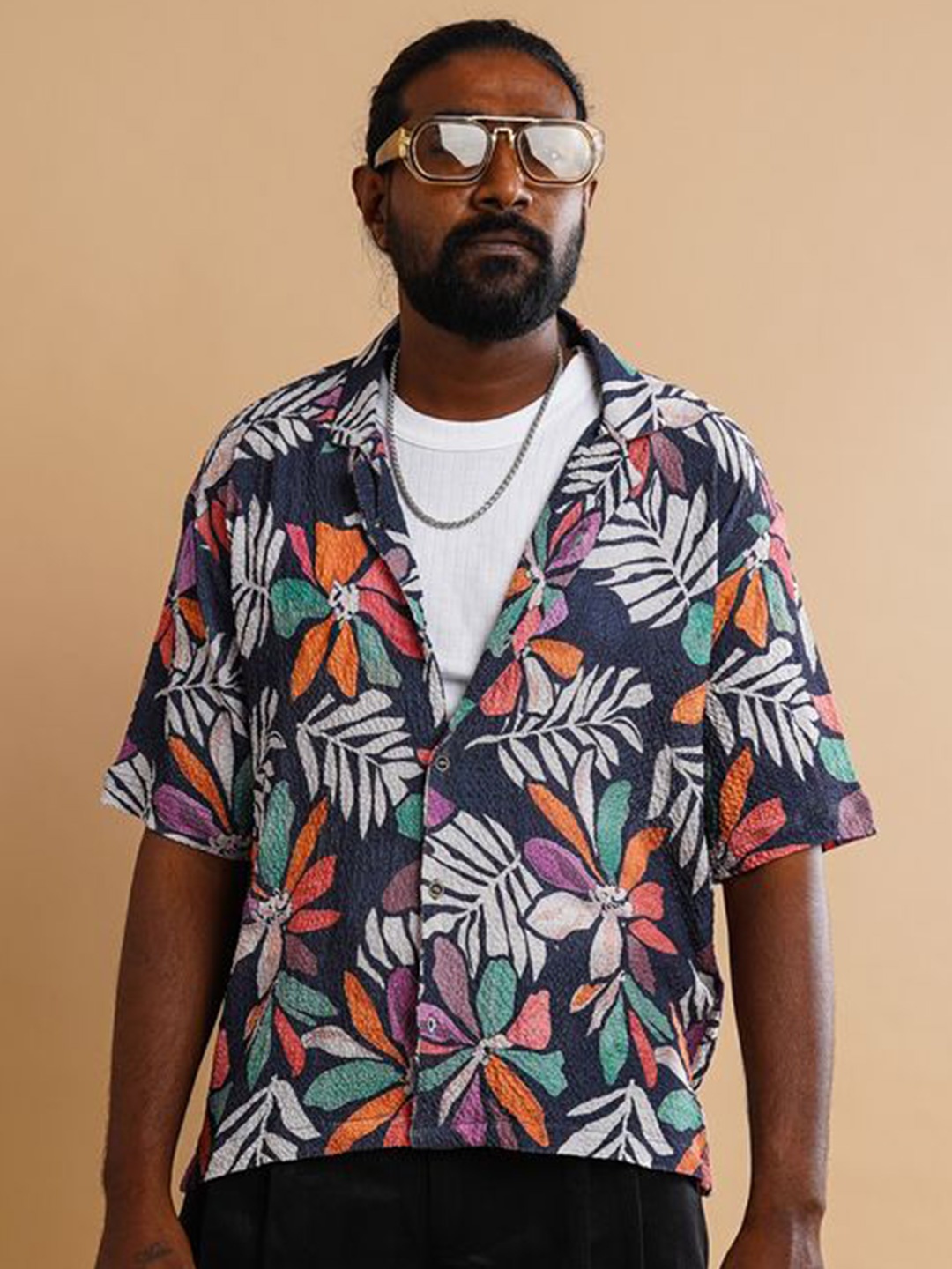 

Big Bunny Custom Oversized Floral Printed Cuban Collar Wrinkle Free Shirt, Grey