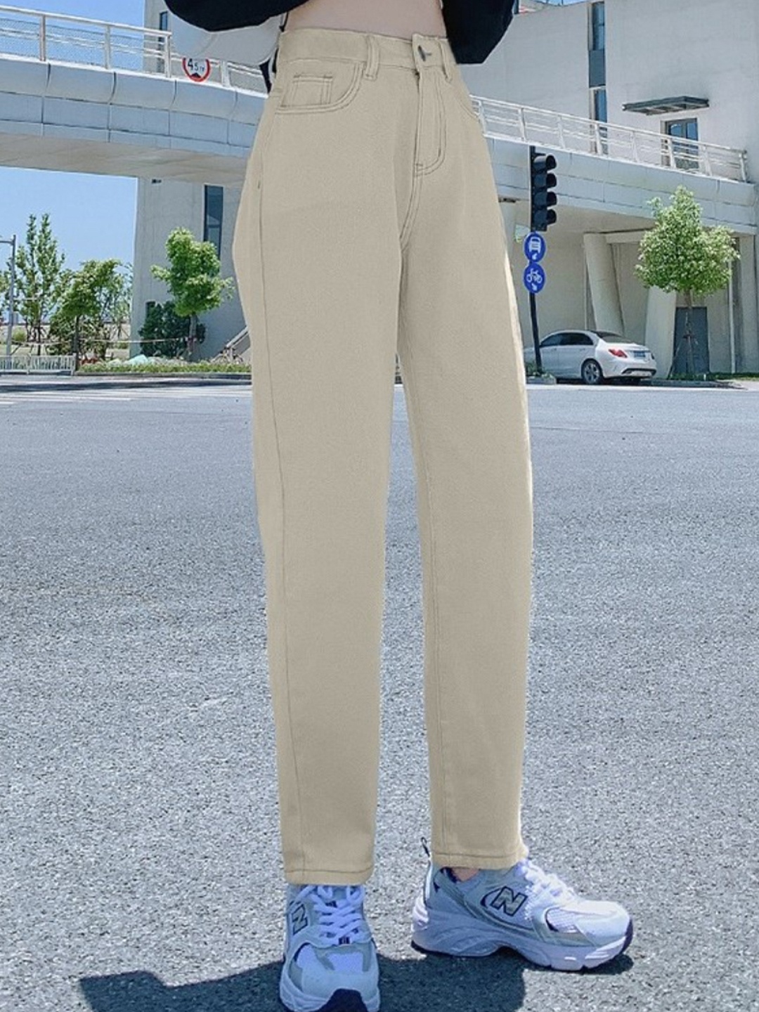 

StyleCast Women Slim Fit High-Rise Jeans, Beige