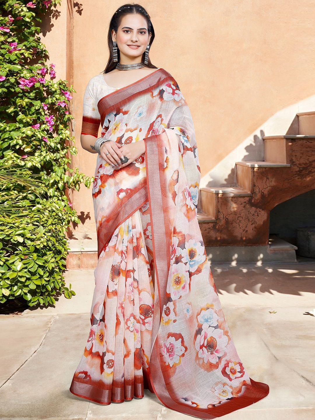 

Sarvada Floral Printed Woven Zari Cotton Saree With Unstitched Blouse Piece, White
