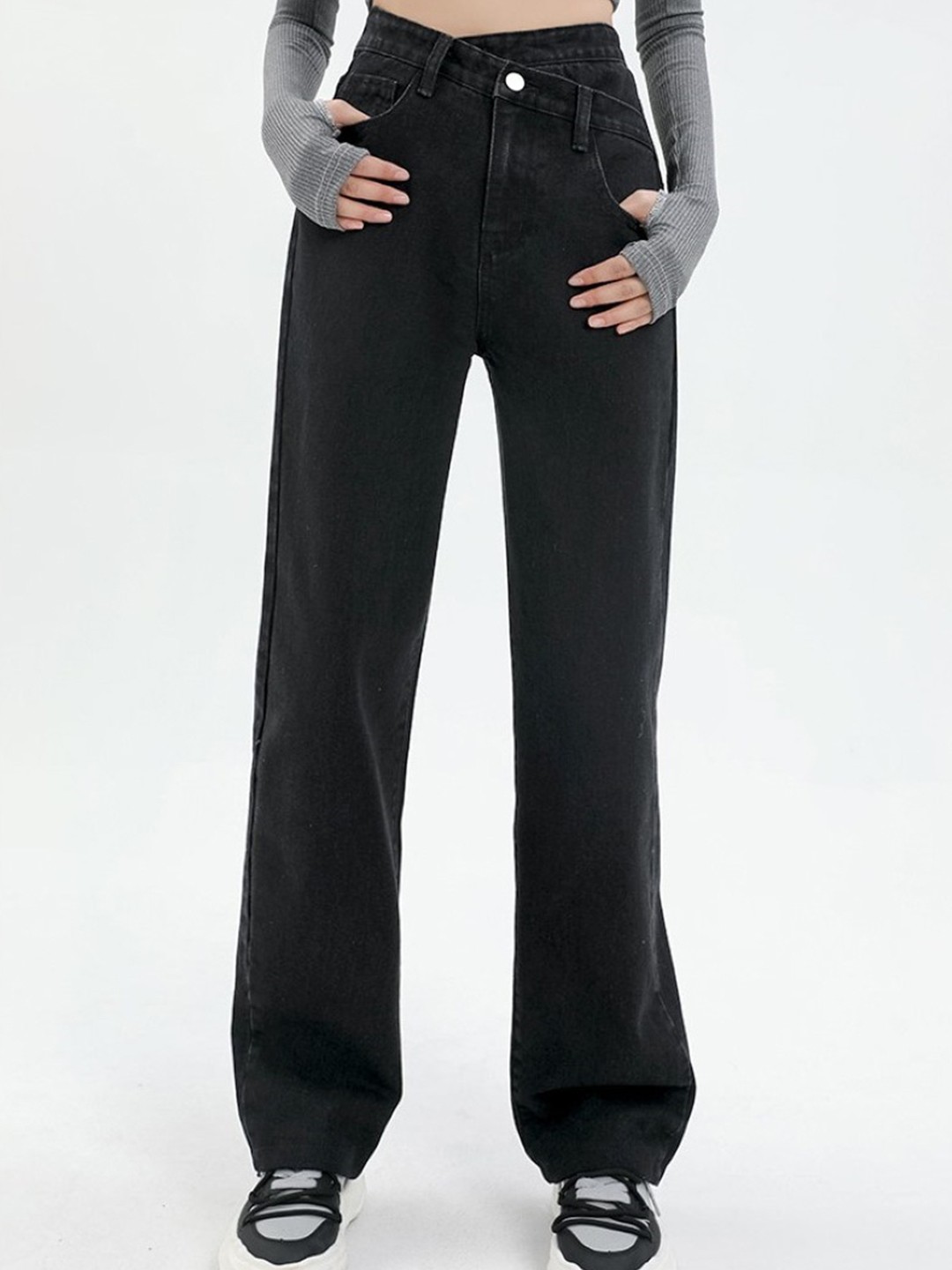 

StyleCast Women Straight Fit High-Rise Jeans, Black
