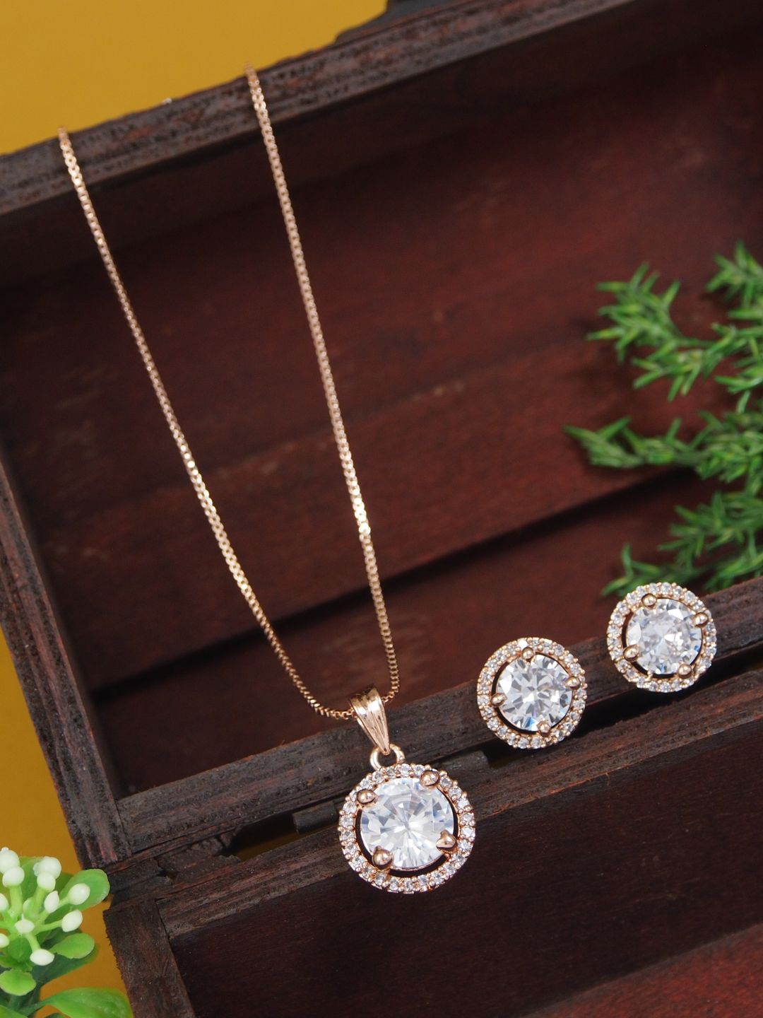 

I Jewels Rose-Gold Plated Cubic Zirconia Stones Studded Necklace And Earrings
