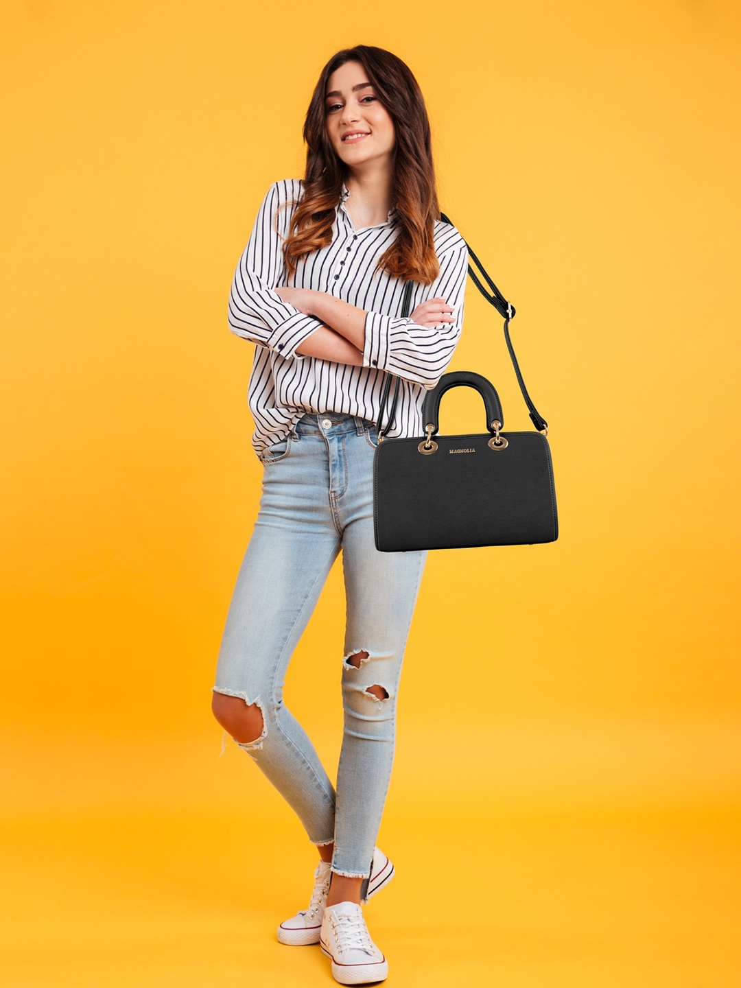 

MAGNOLIA Elegant PU Structured Handheld Bag, Black