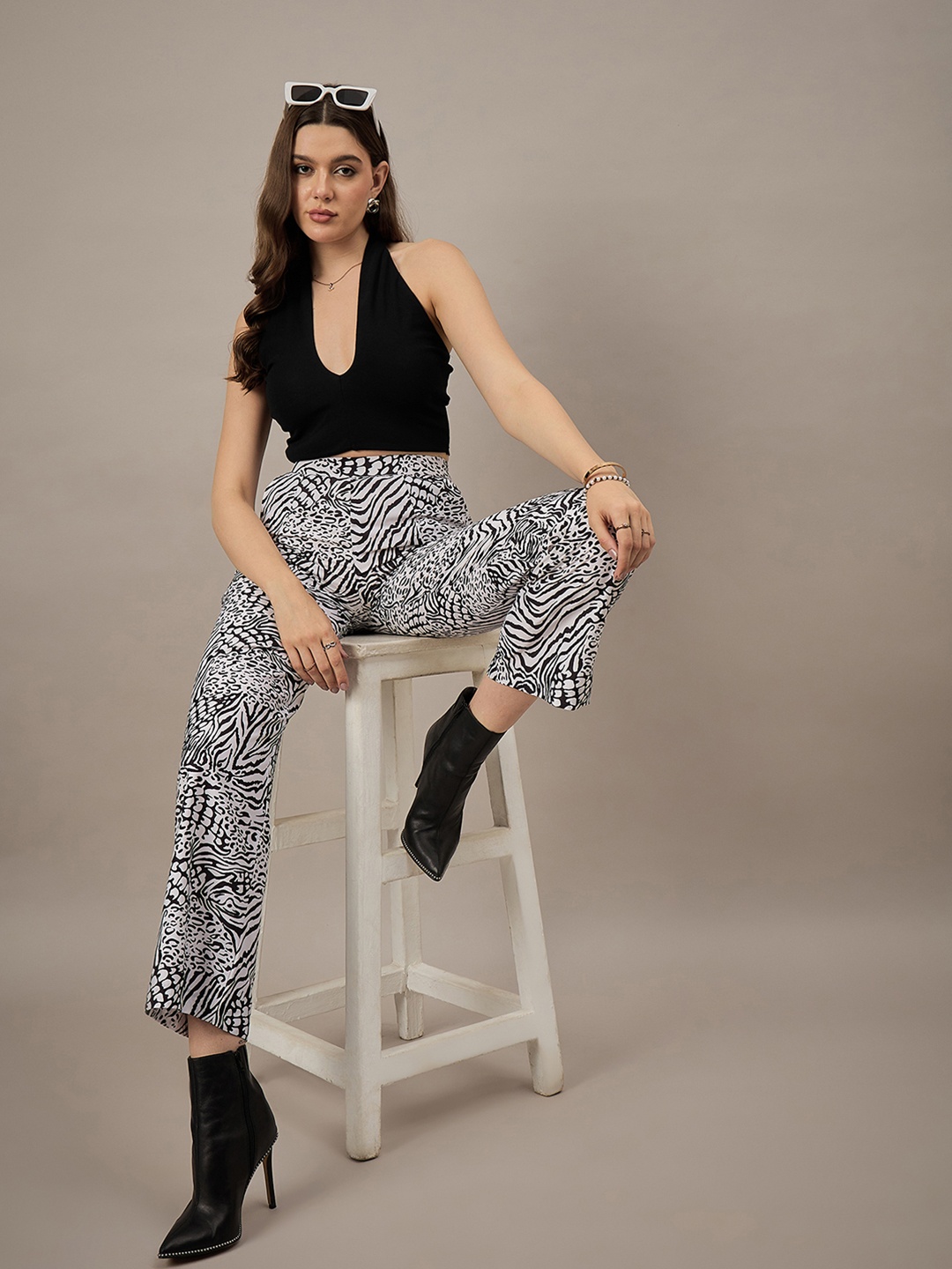 

CORSICA Women Animal Printed Smart Loose Fit High-Rise Trousers, Black
