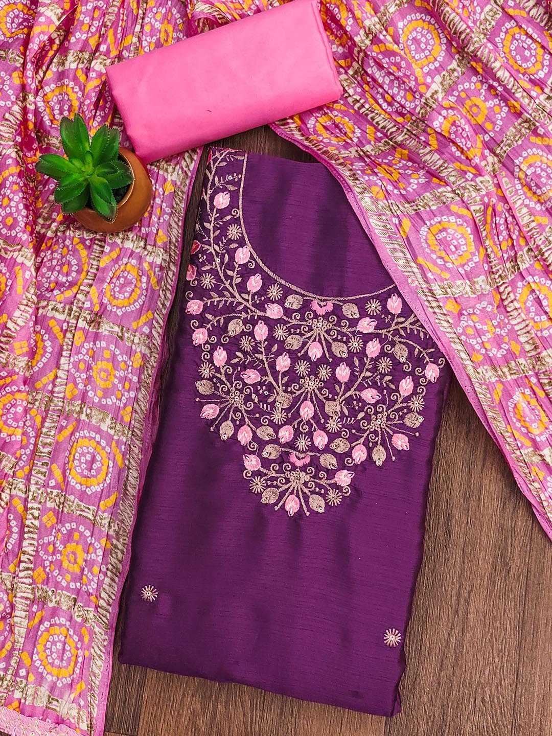 

SHADOW & SAINING Floral Embroidered Sequinned Pure Cotton Unstitched Dress Material, Purple