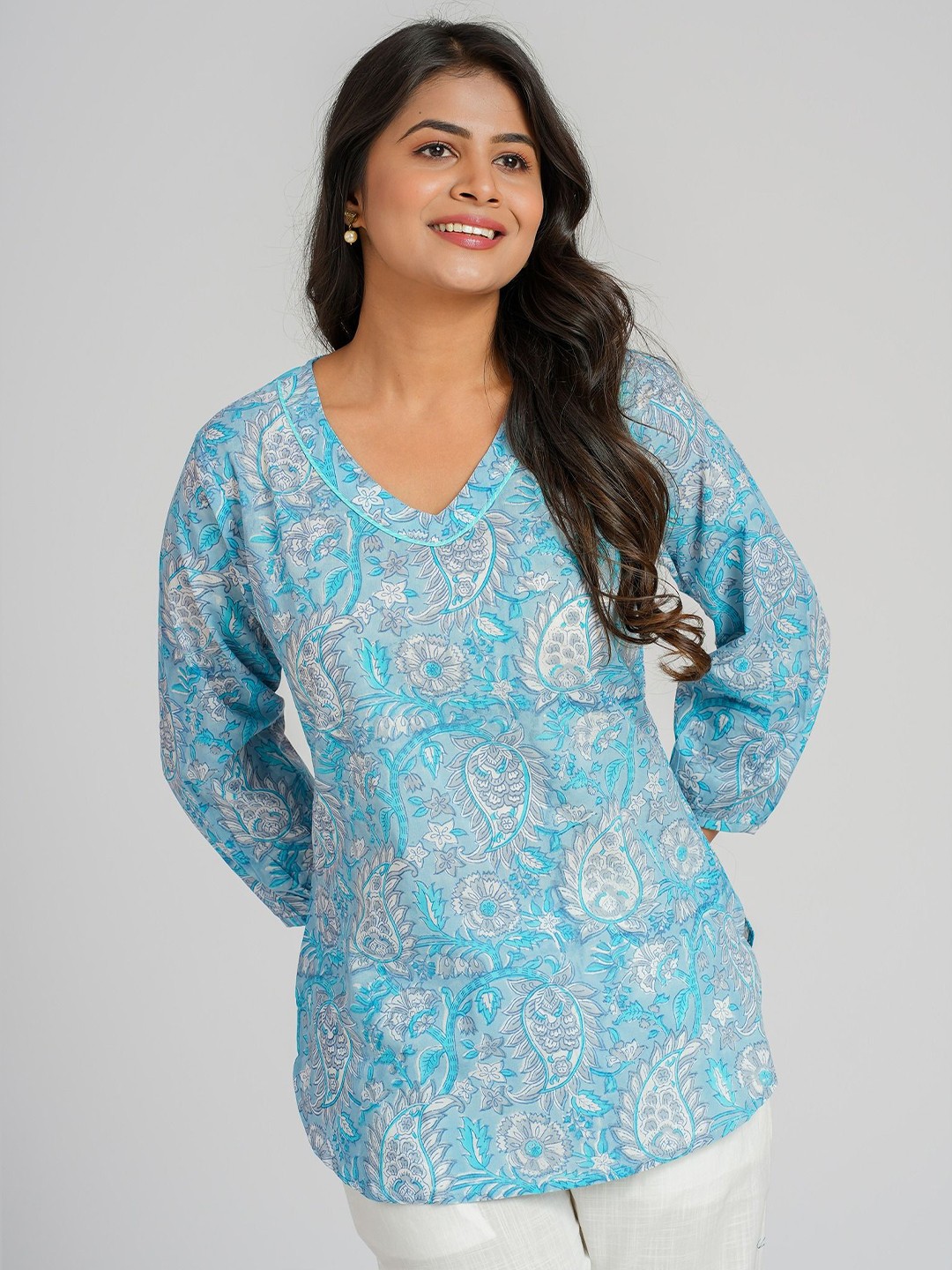 

Cotton Curio Women Cotton Block Printed Tunics, Blue