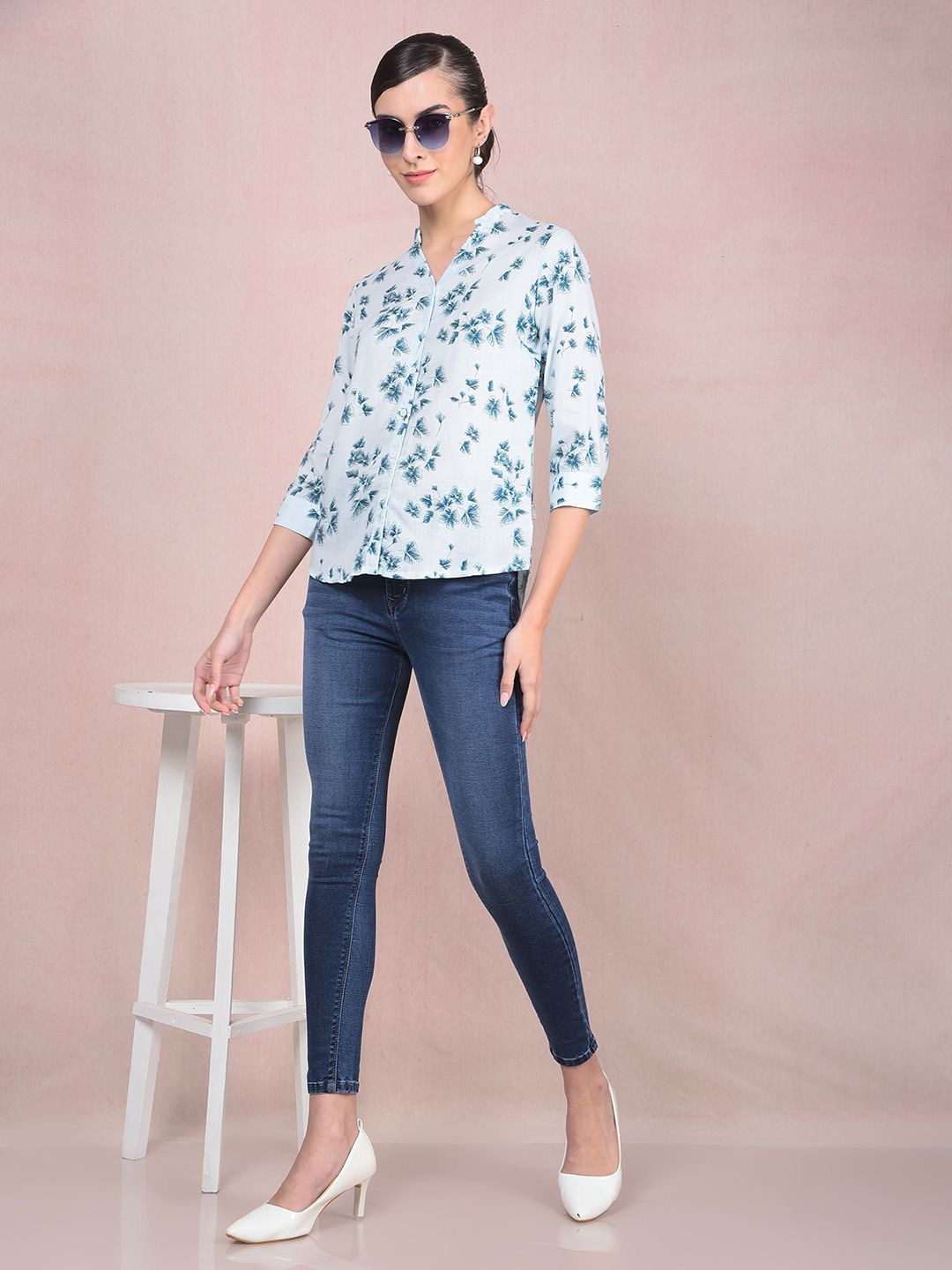 

Crimsoune Club Women Mandarin Collar Floral Printed Cotton Casual Shirt, White