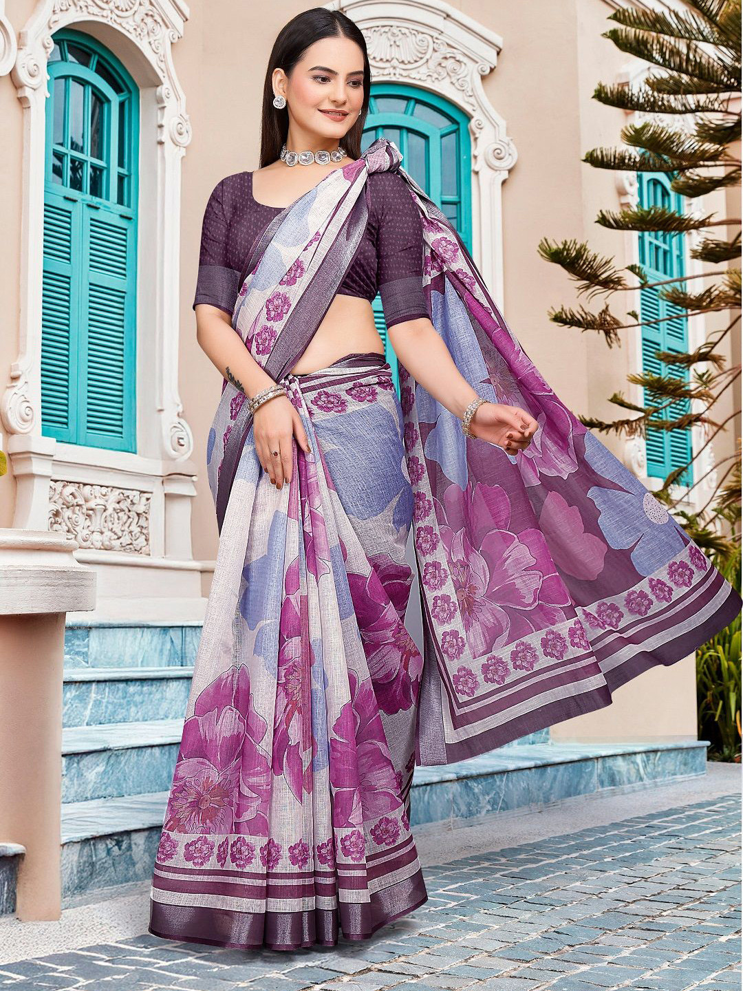 

Mitera Floral Printed Zari Pure Cotton Saree, Off white