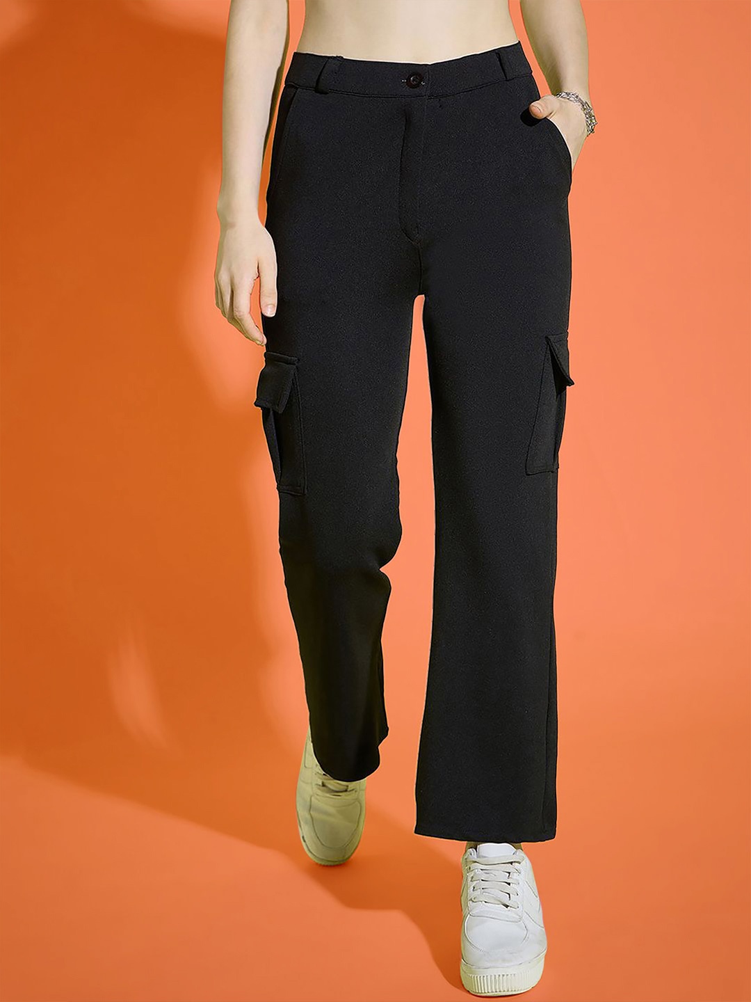 

Dream Beauty Fashion Women Loose Fit High-Rise Cargos Trouser, Black